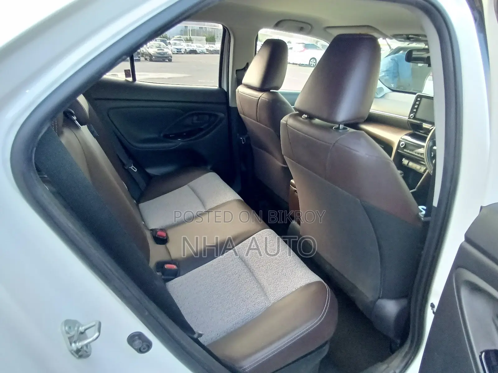 Toyota Yaris Cross HYBRID Z LEATHER PKG 2021