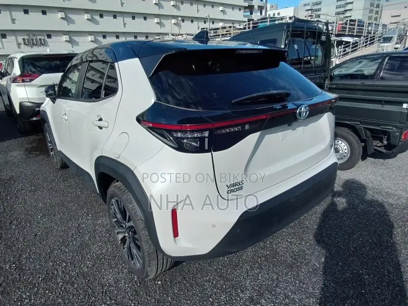 Toyota Yaris Cross HYBRID Z LEATHER PKG 2021