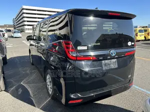 Toyota Noah X HYB 63000KM 2022