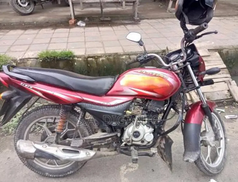 Bajaj Platina 100 . 2018