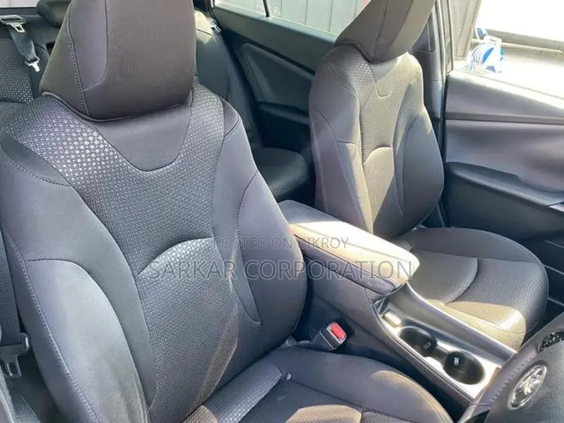 Toyota Prius S Safety Plus 2021