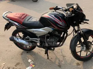 Bajaj Discover 2016