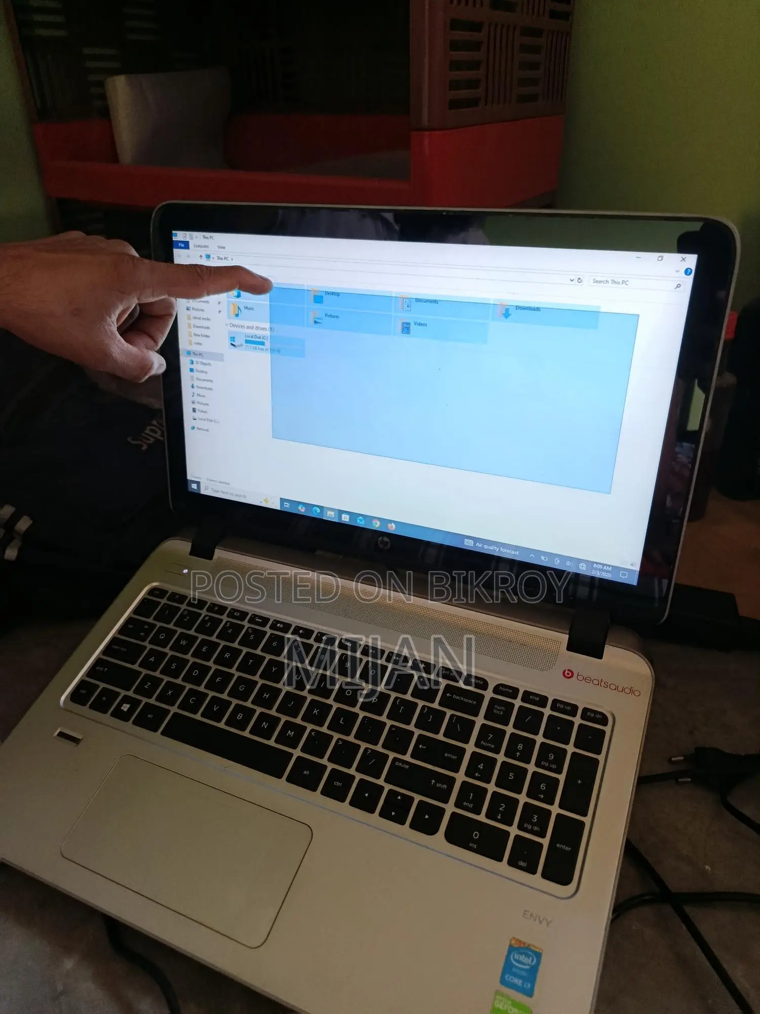 (HP ENVY 15) 1TB"120SSD"8GB Ram"corei7"screen touch display"