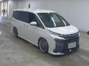 Toyota Voxy SZ HYB GR EDITION 2023