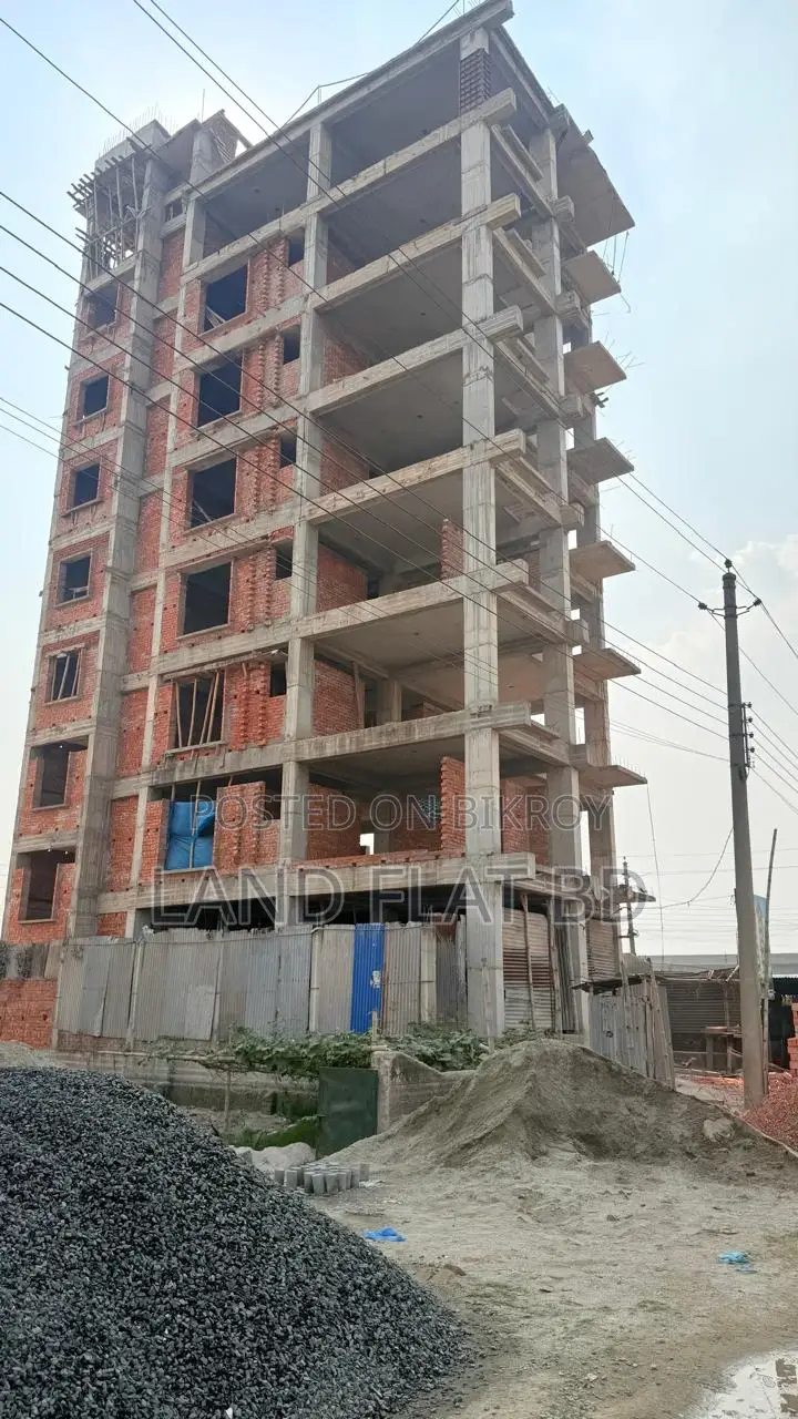 উত্তরমুখী ১৬০০ বর্গফুটের ফ্ল্যাট বিক্রয় হবে