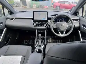 টয়োটা করোলা ক্রস জেড লেদার ২০২৪