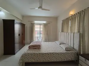 Gulshan-1 Exclusive Top Floor Fully Furnished Apartment Rent