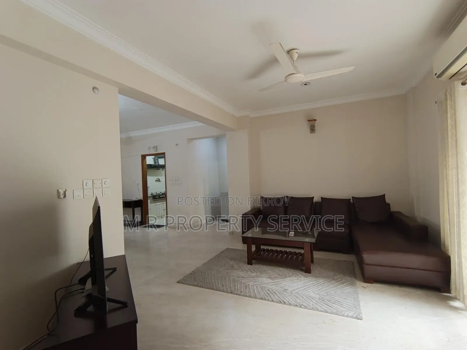 Gulshan-1 Exclusive Top Floor Fully Furnished Apartment Rent
