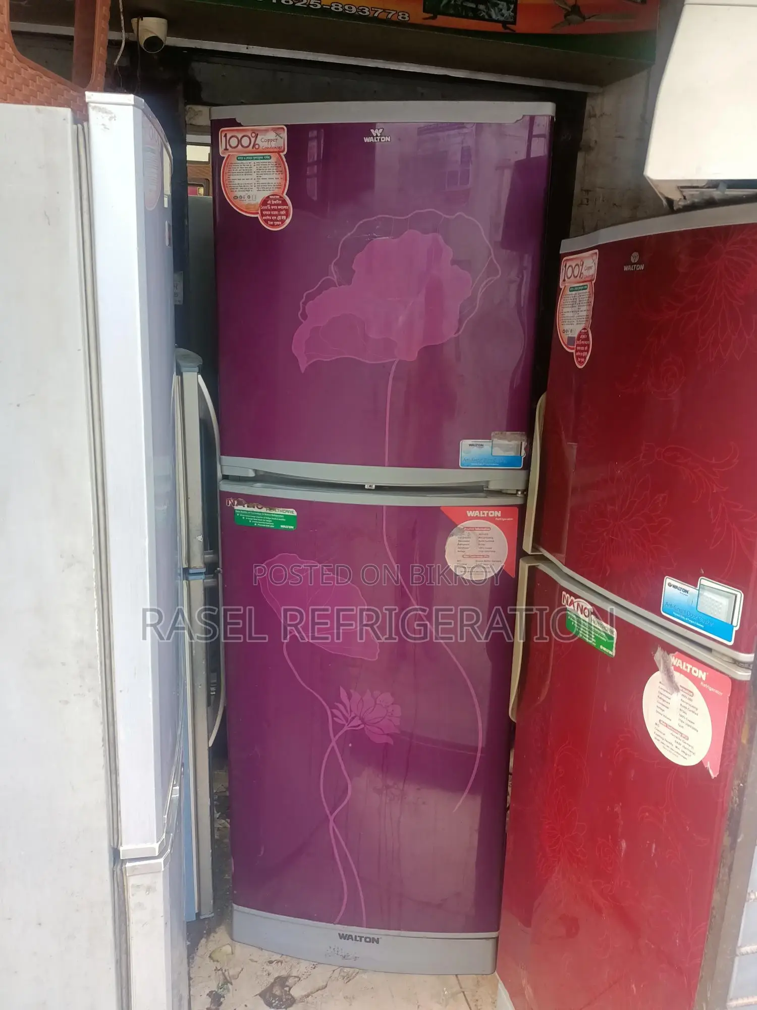 All original 380-liter Walton fridge for sale.