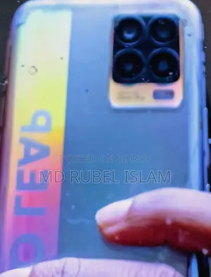 Realme 8 . (ব্যবহৃত)
