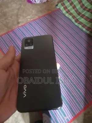 Vivo V20 (Used)