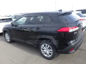 Toyota Corolla Cross G PKG HARDTOP 4POINT 2022