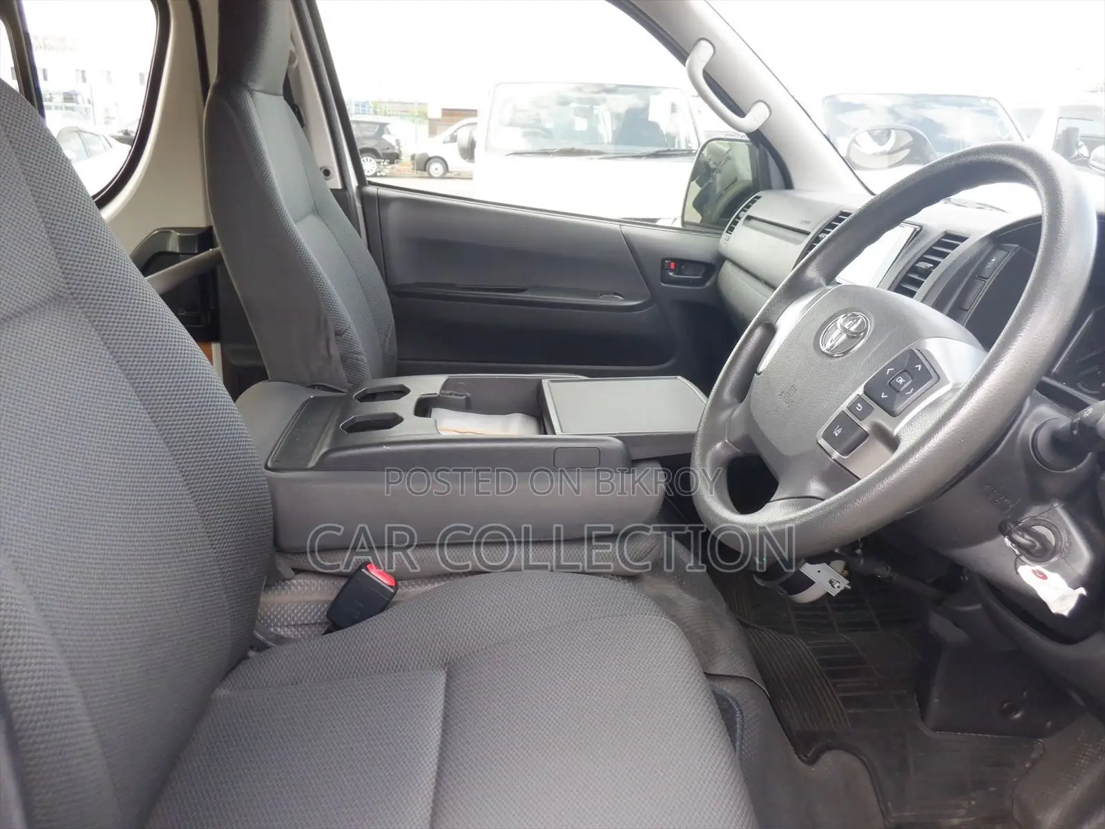 Toyota Hiace 2020