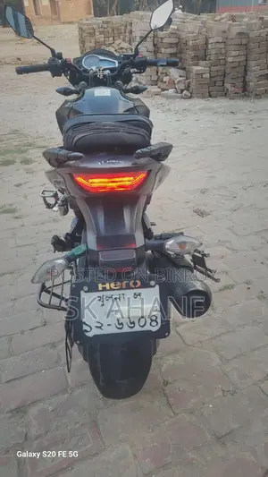 Hero Hunk . 2022