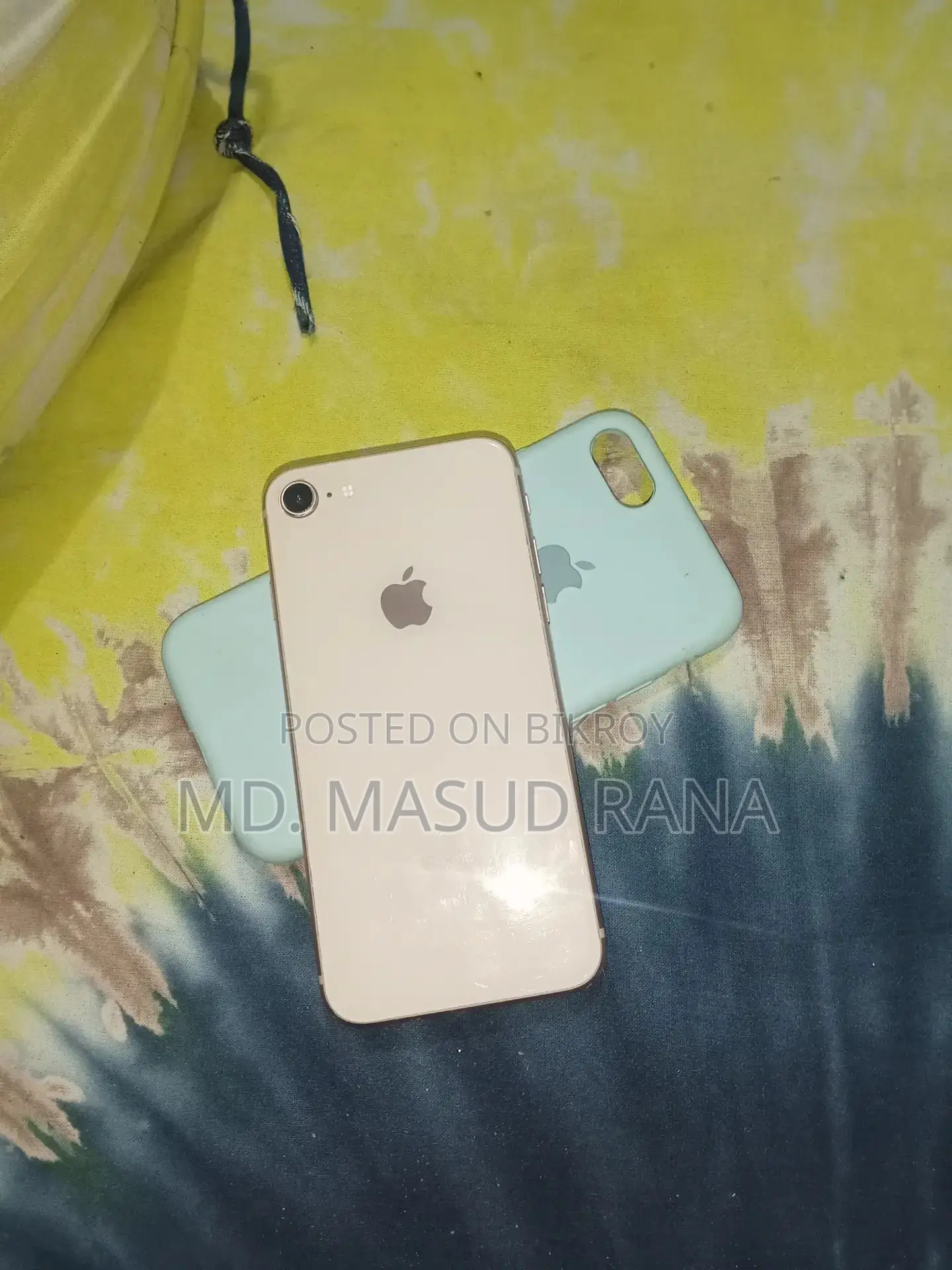 Apple iPhone 8 (Used)
