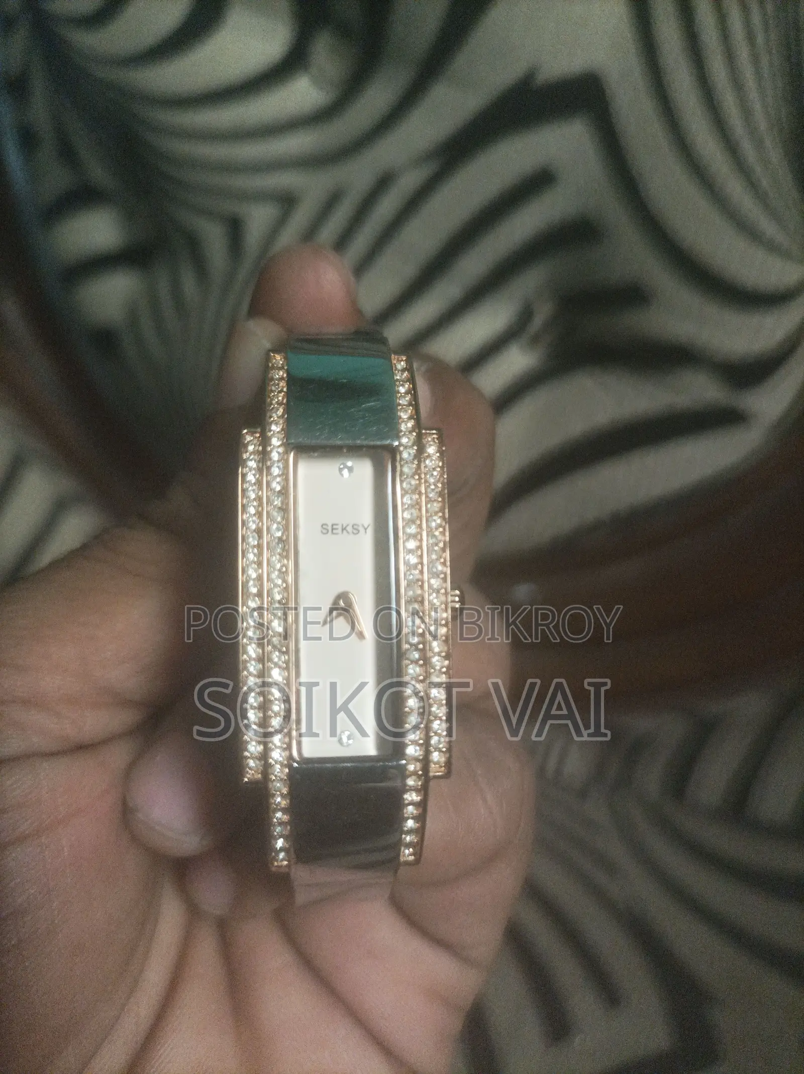 একটি SEKSY WATCH 2736 বিক্রি হবে