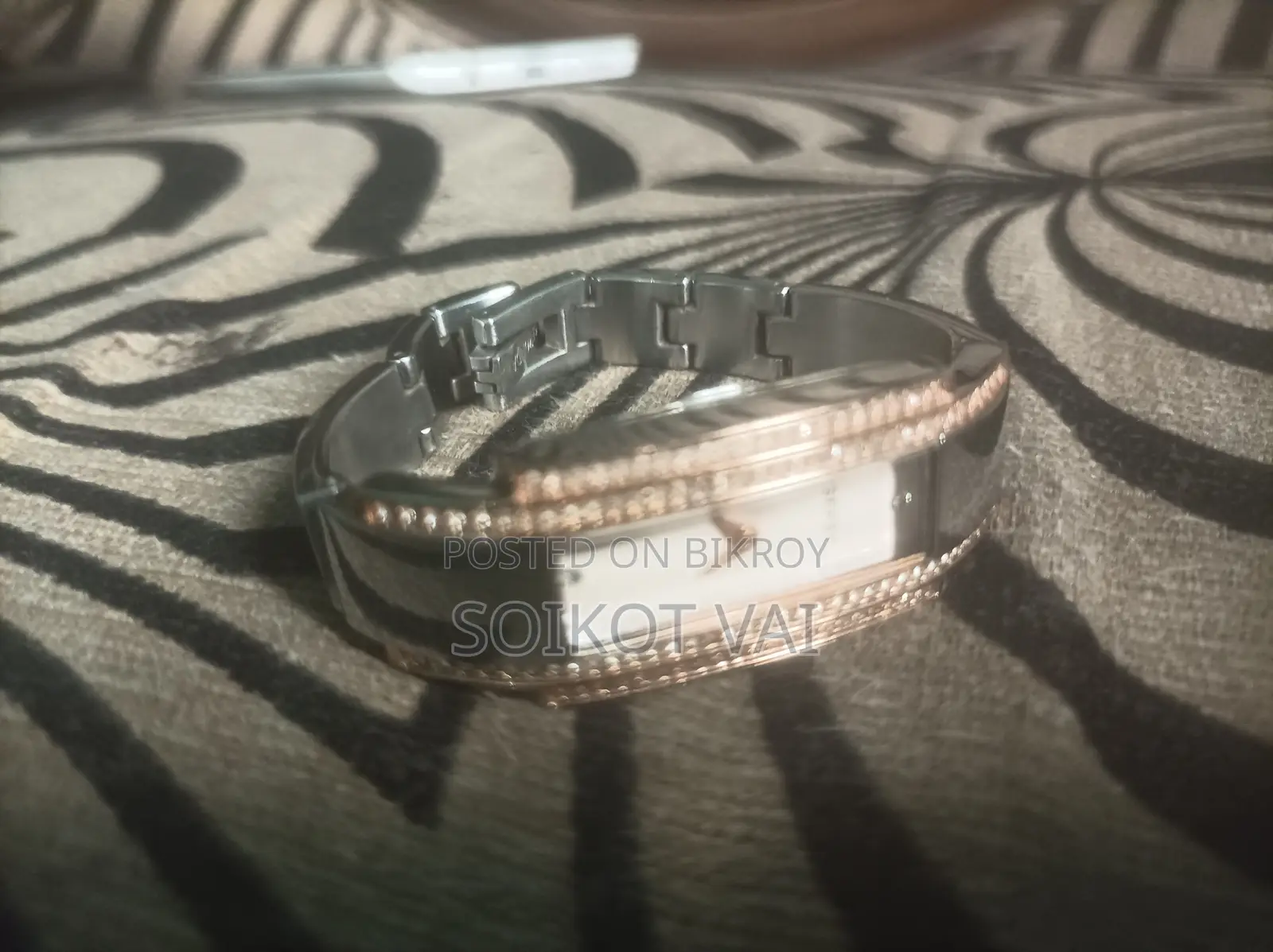 একটি SEKSY WATCH 2736 বিক্রি হবে