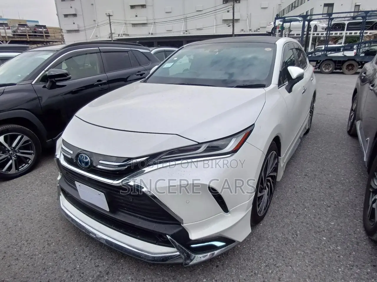 Toyota Harrier Z LEATHER HYB 4.5 2022