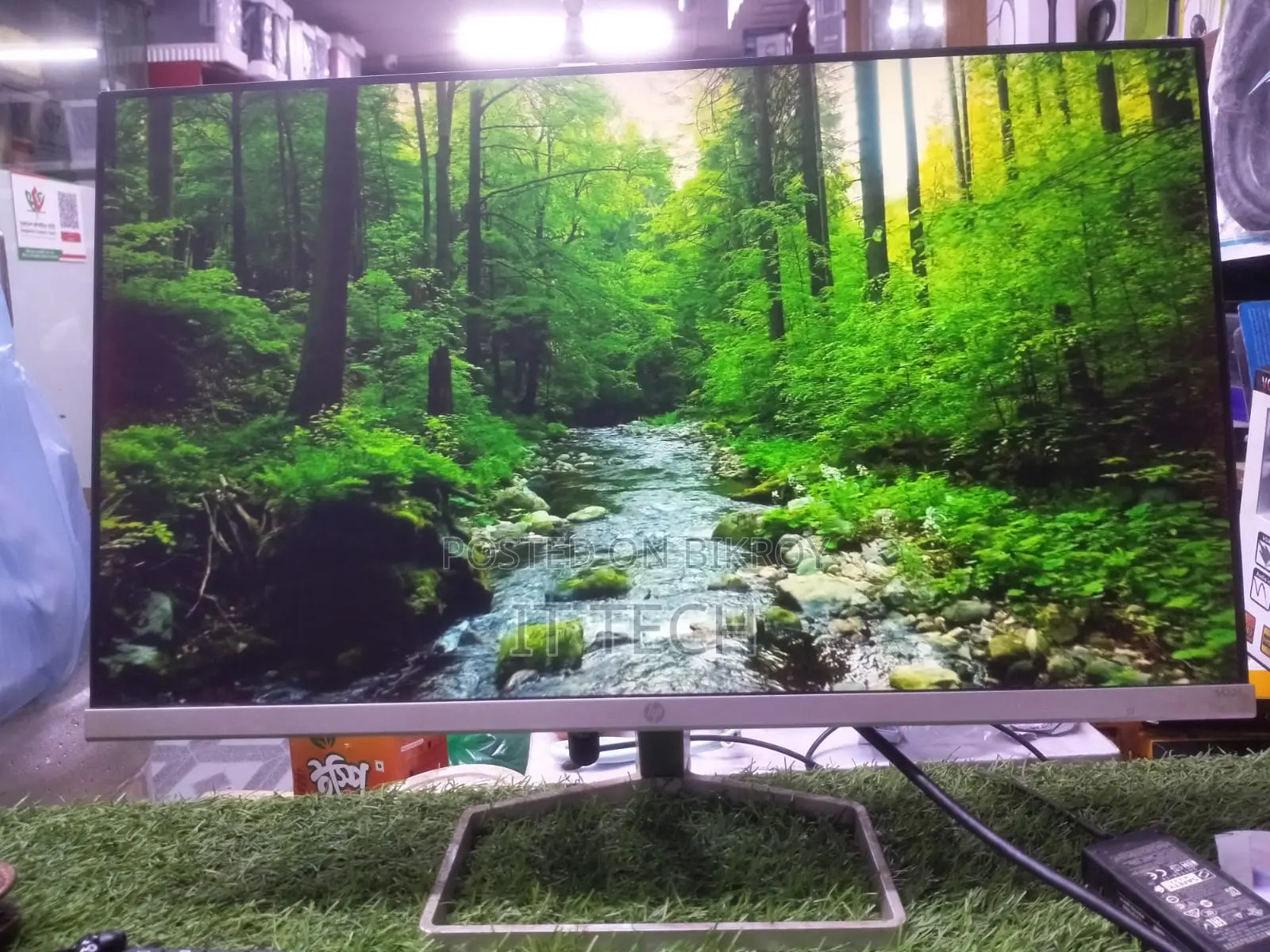 FULL FRESH HP M22F FHD IPS LED!