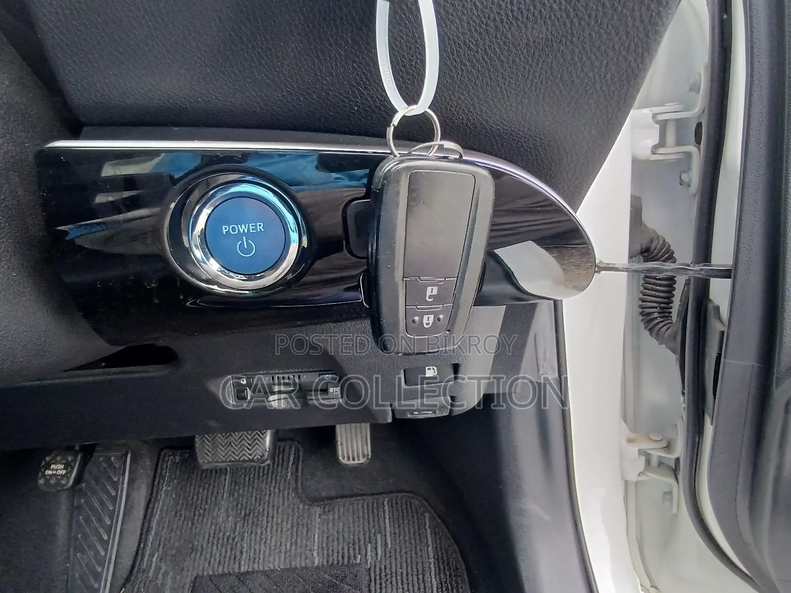 Toyota Prius S TURING 2020