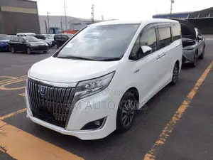 Toyota Esquire Hybrid Gi Pearl 2020