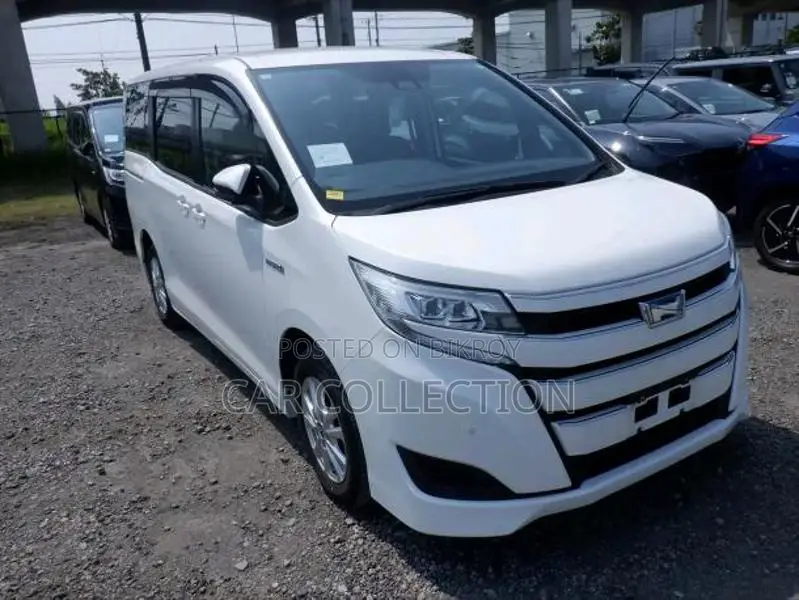 Toyota Noah X PACKAGE, 4 POINT 2020
