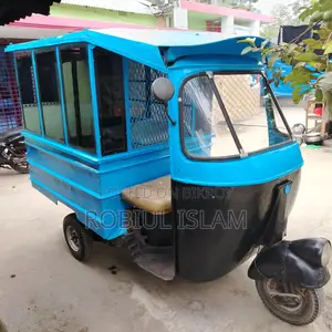 Box Body Mounted on Baby Taxi