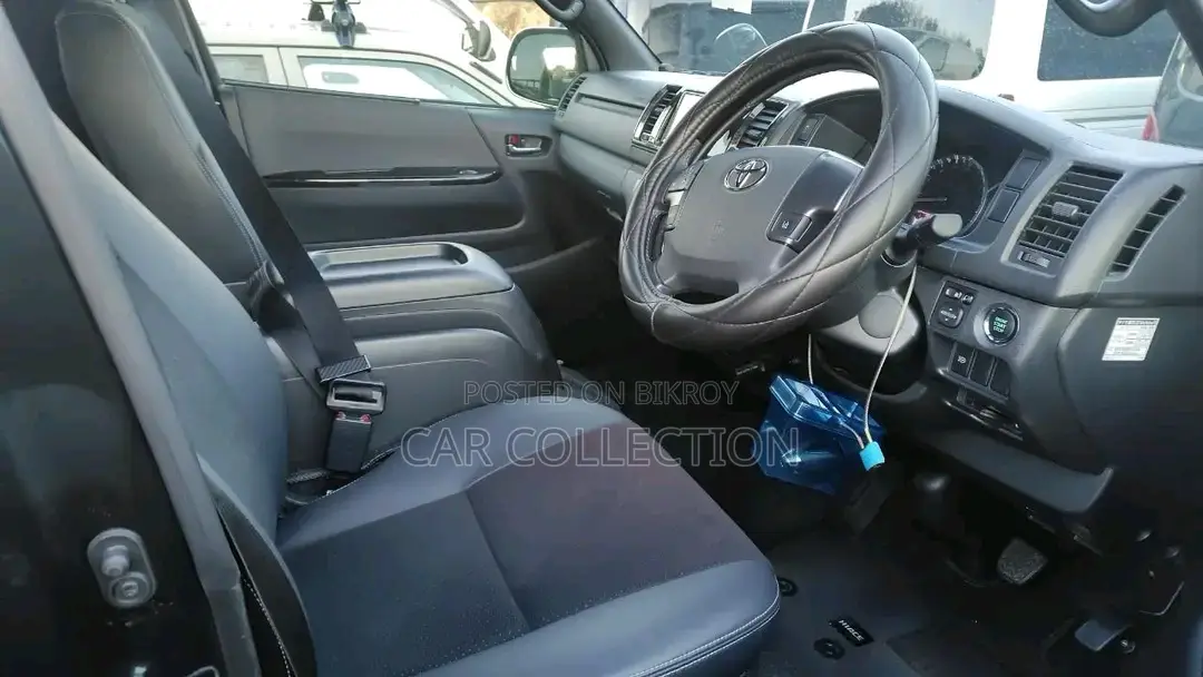 Toyota Hiace Super GL 2020