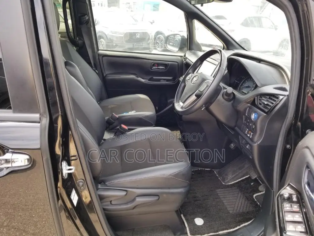 Toyota Noah SI-WXB 2021