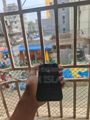 Apple iPhone XR 64 GB Black