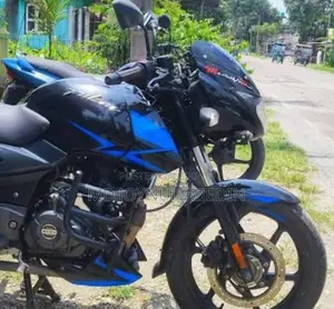 Bajaj Pulsar 150 . 2021