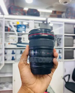 canon 17-40mm Lens