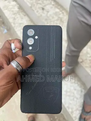 OnePlus 9 8-128 (Used)