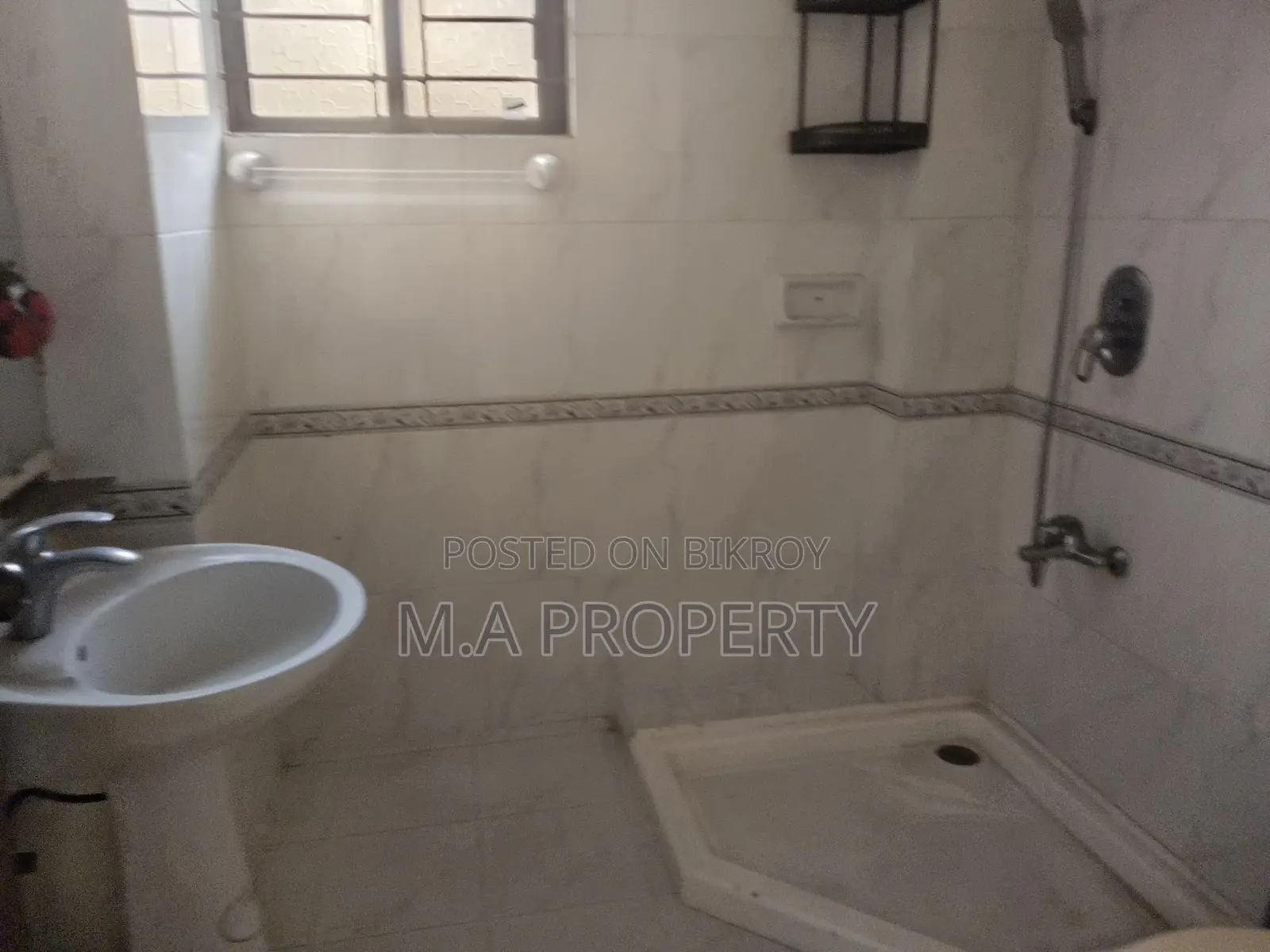 Rent Apt Exclusive 4-Bed 2-Carpark, 3600sqft Gulshan North