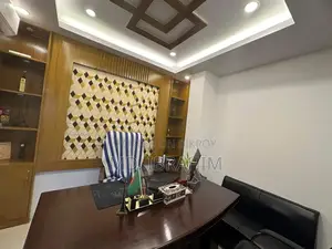 Office for rent with decoration sale