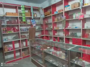 কসমেটিকর্স এর ডিসপ্লে রেক বিক্রয় ৩ টি