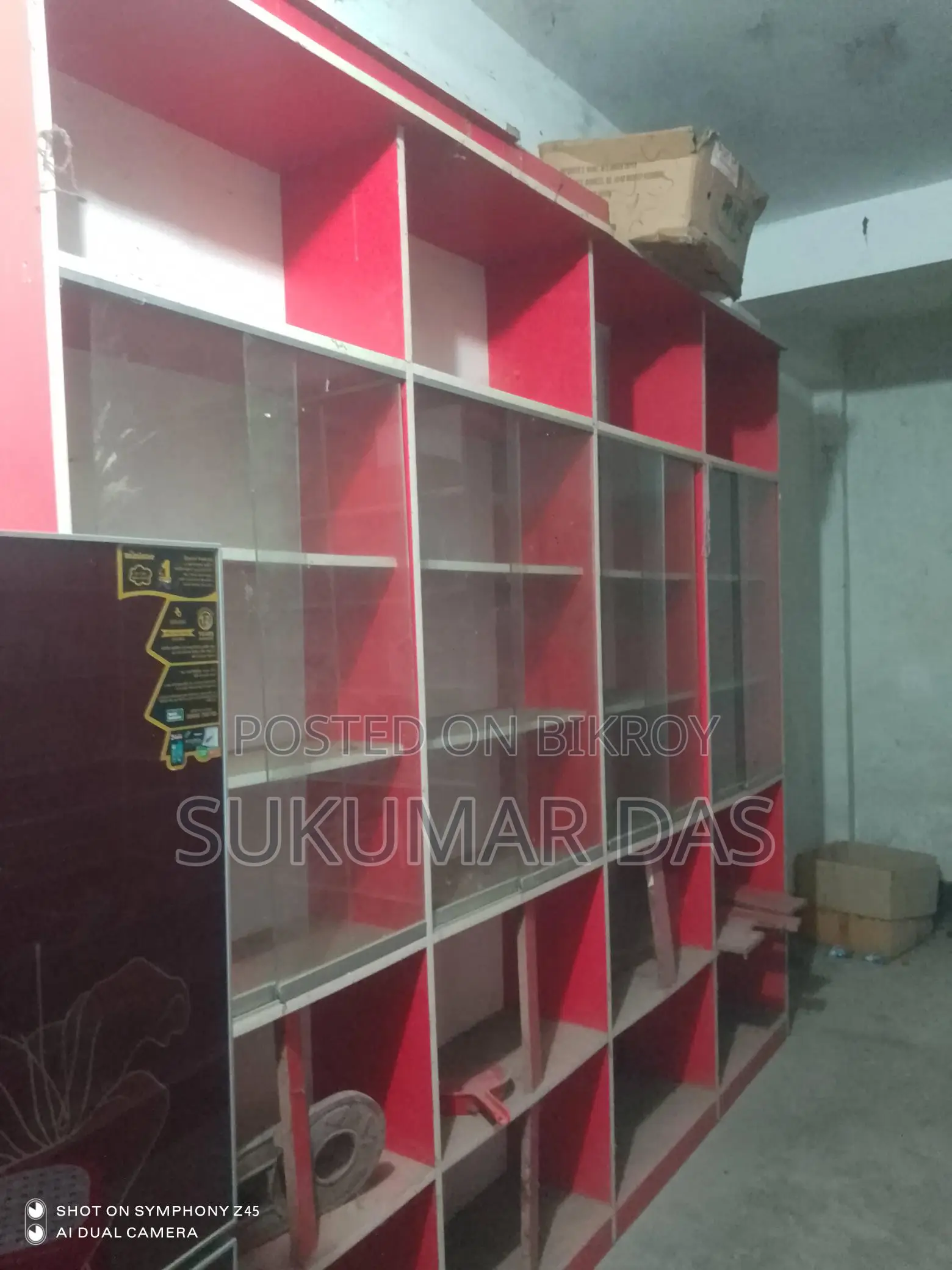 কসমেটিকর্স এর ডিসপ্লে রেক বিক্রয় ৩ টি