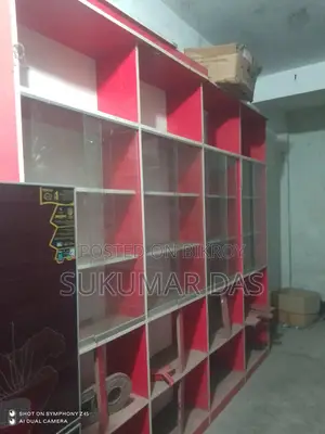 কসমেটিকর্স এর ডিসপ্লে রেক বিক্রয় ৩ টি