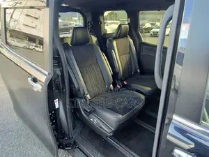 Toyota Esquire GI PREMIUM NON HYB 2020