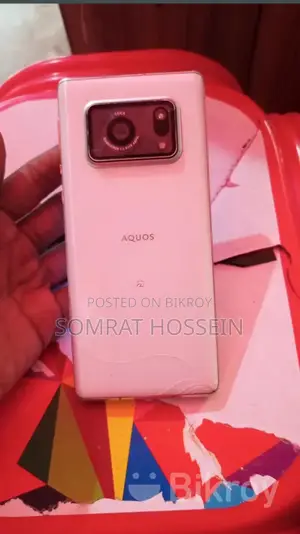 SHARP Aquos R6 . (Used)