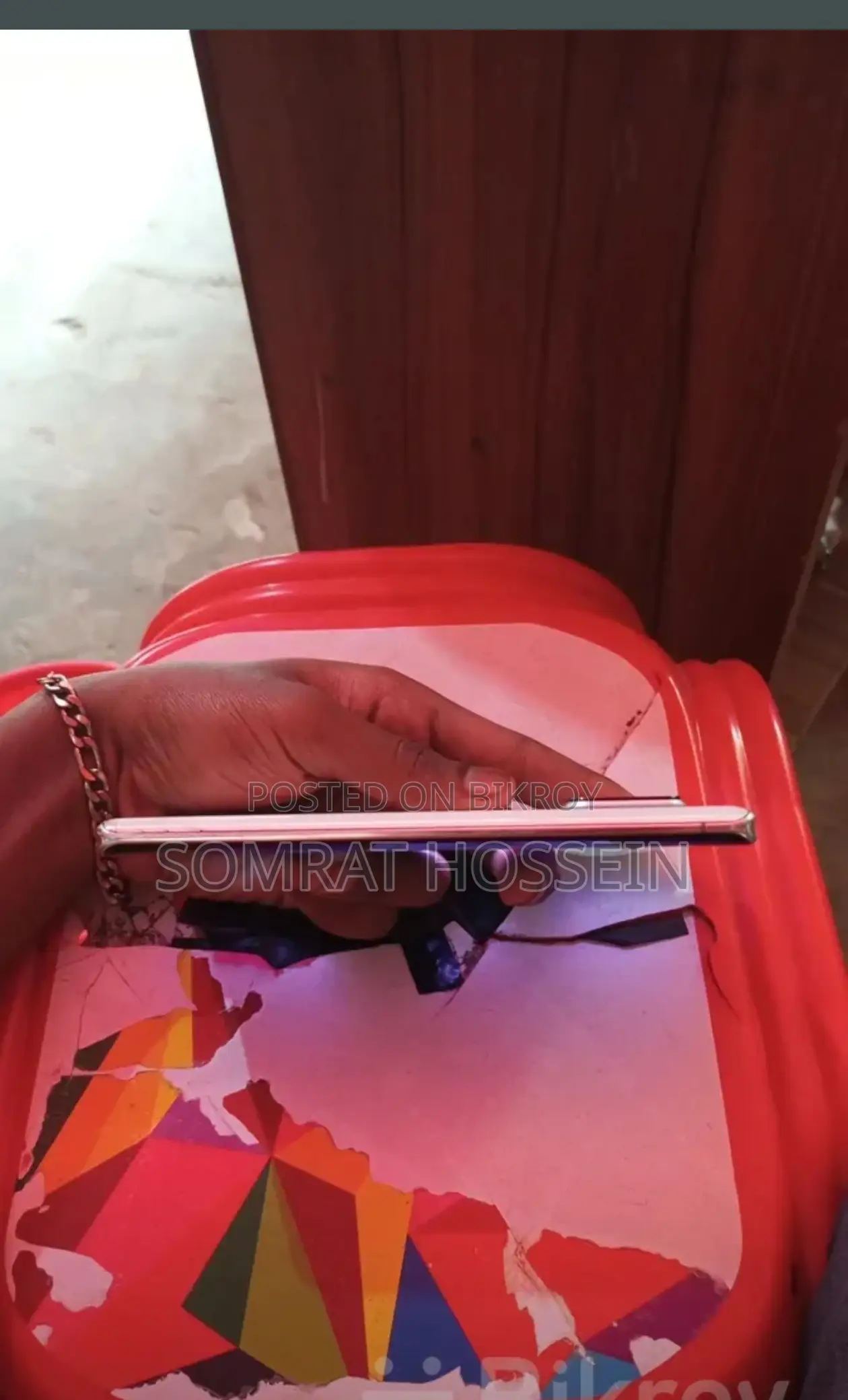 SHARP Aquos R6 . (Used)