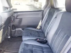 Toyota Esquire Petrol Gi Premium 2021