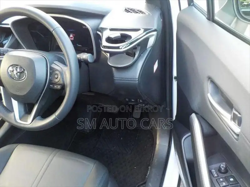 Toyota Corolla Cross Z Pearl Full Option 2023