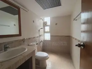 বনানীতে সুন্দর ও সম্পূর্ণ ফার্নিশড অ্যাপার্টমেন্ট (৮ম তলা)