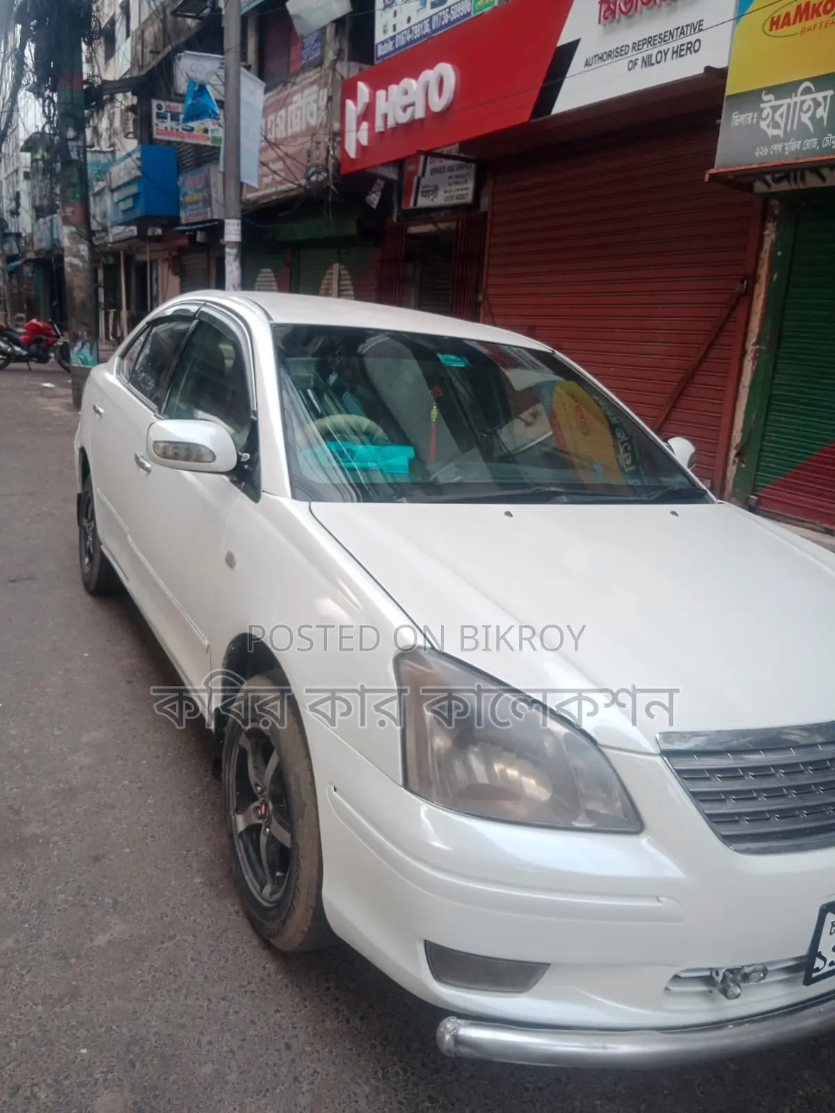 টয়োটা প্রিমিও সাদা ২০০৪