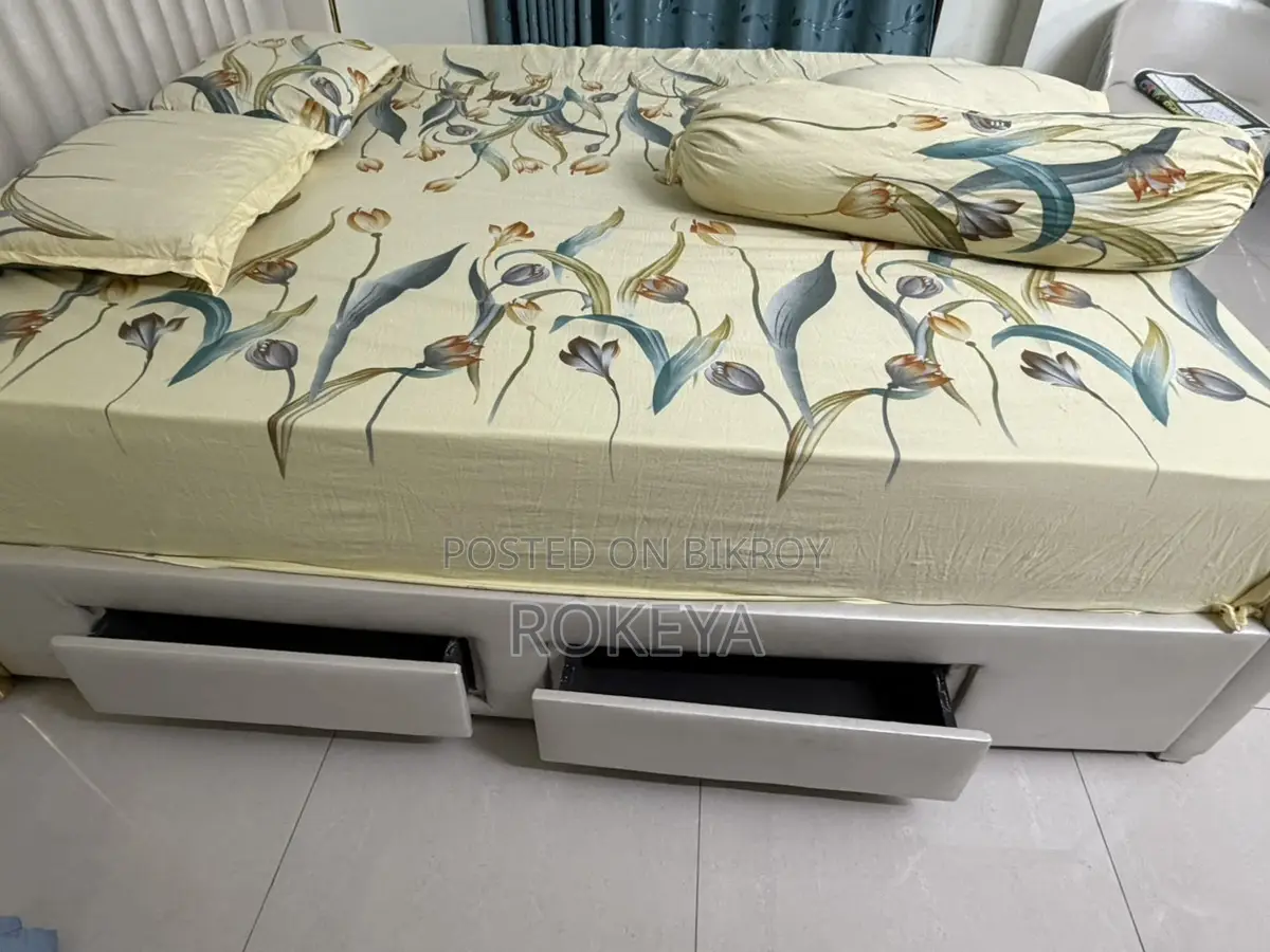 King Size Bed for Sale