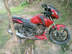 TVS APACHE RTR 150 2010