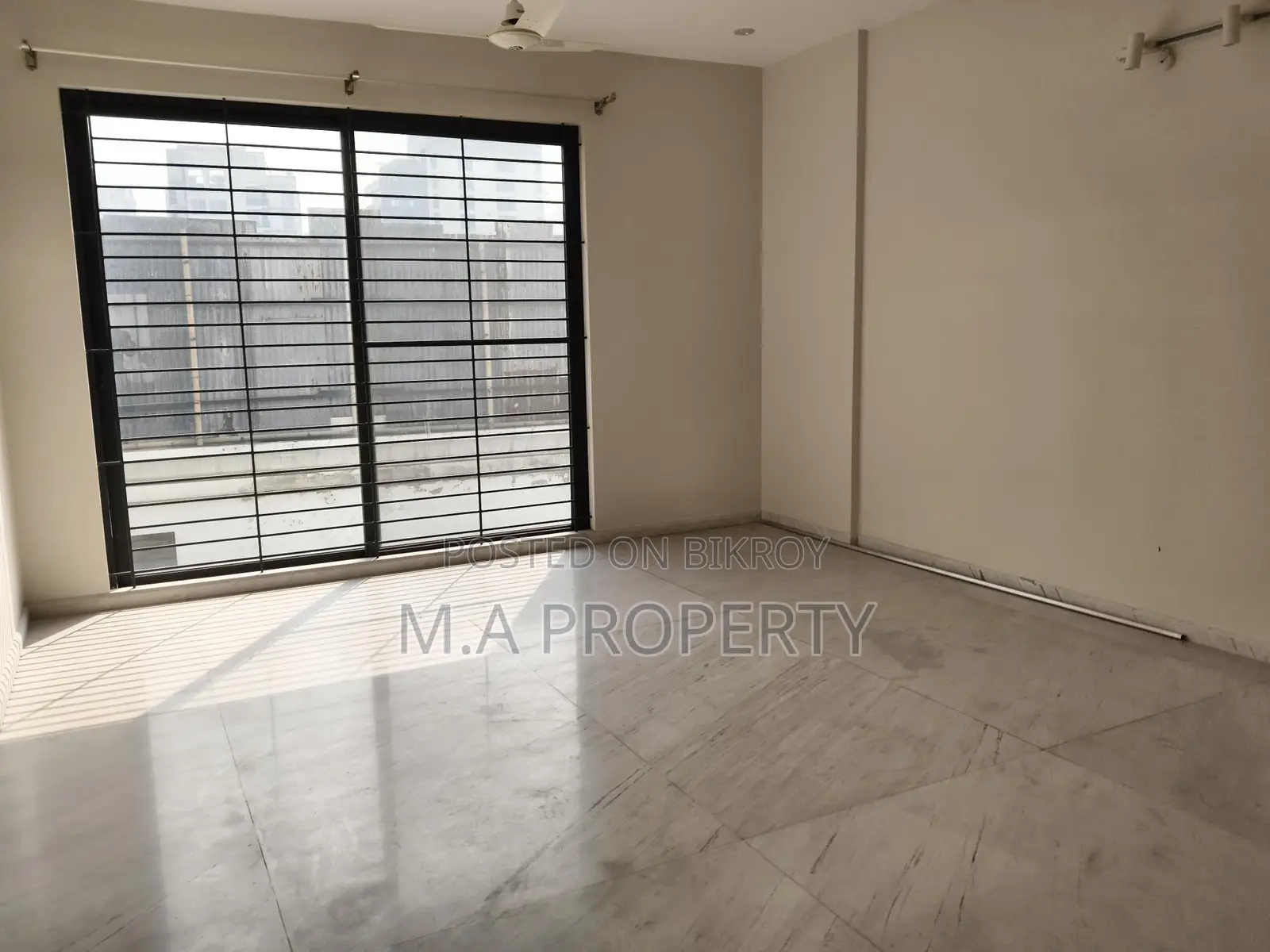 Rent furnished 3-Bedroom 2500sft 2-Carpark