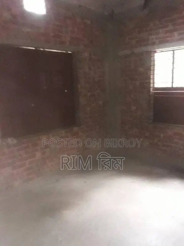 নাটোর সদরে ২ বেডরুমের বাড়ি বিক্রয়