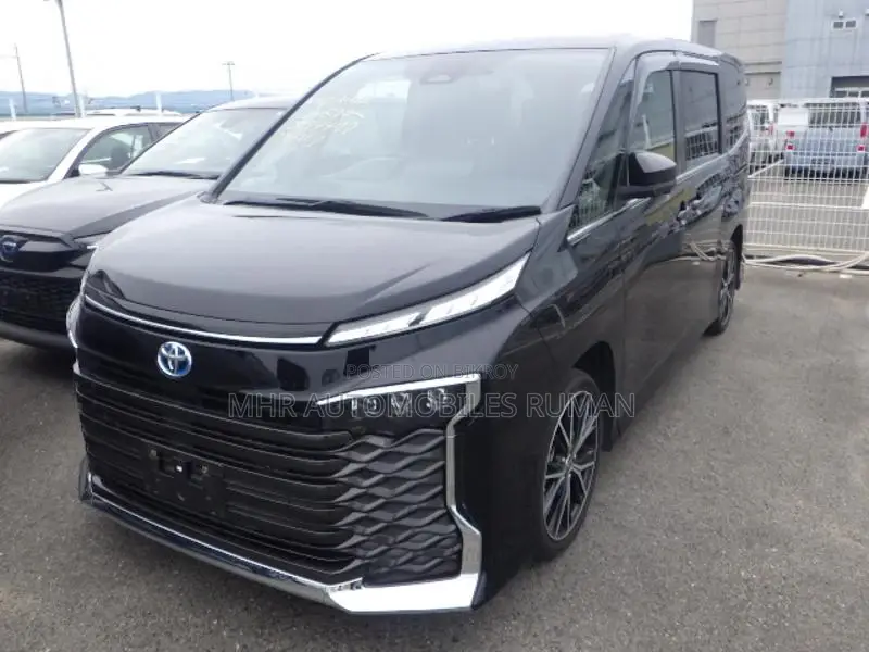 Toyota Voxy S-Z Package 2023